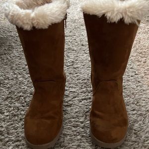 Cat and Jack boots little girls size 13